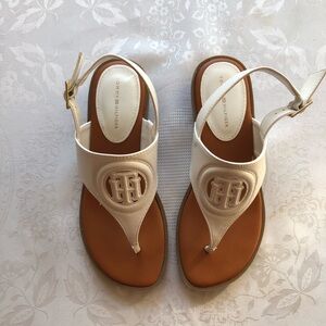 Tommy Hilfiger Premium Olaya White Sandals Flip-Flops Women’s Size 7.5M Shoes
